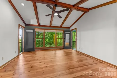 287 Dvdisdi Court Brevard NC 28712
