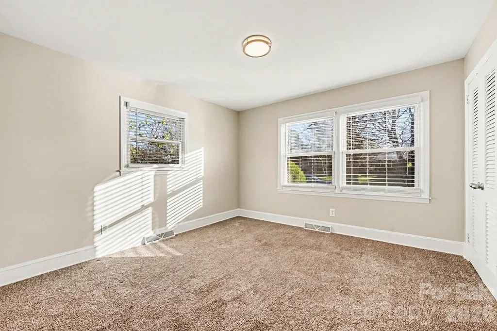 4726 Holbrook Drive Charlotte NC 28212
