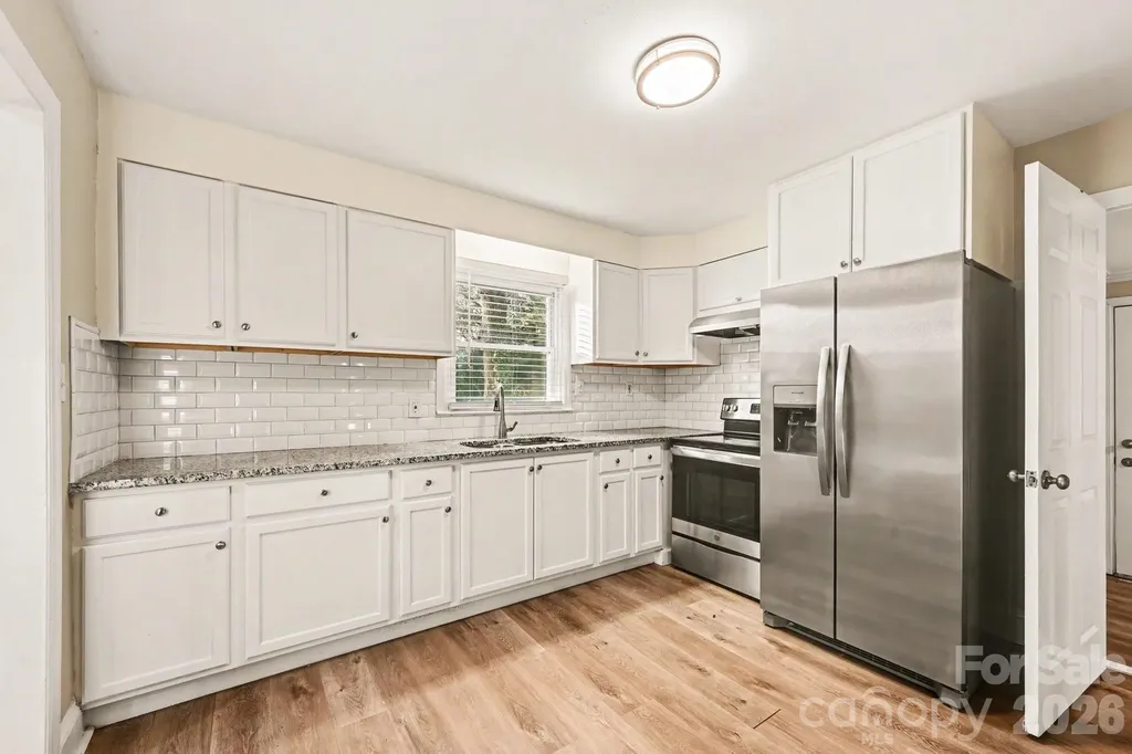 4726 Holbrook Drive Charlotte NC 28212