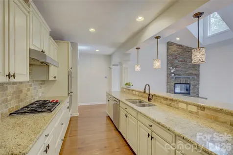 13017 Avila Court Charlotte NC 28278