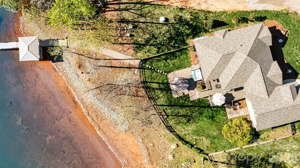 6511 Songbird Lane Denver NC 28037