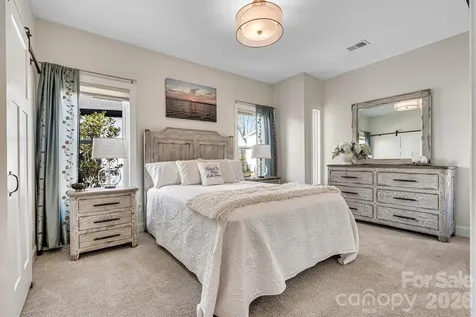 6511 Songbird Lane Denver NC 28037