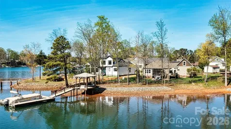 6511 Songbird Lane Denver NC 28037
