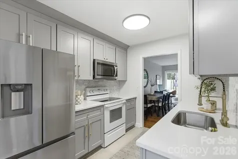 2705 New Hamlin Way Charlotte NC 28210