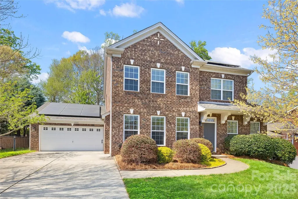 7921 Rolling Creek Court Charlotte NC 28270
