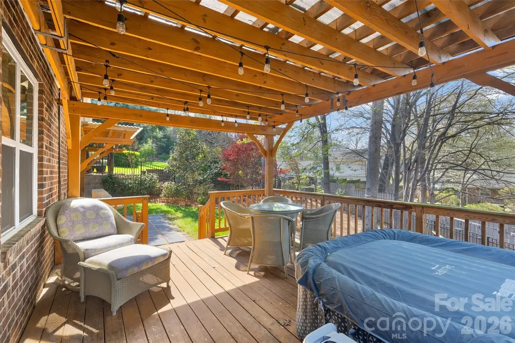 7921 Rolling Creek Court Charlotte NC 28270