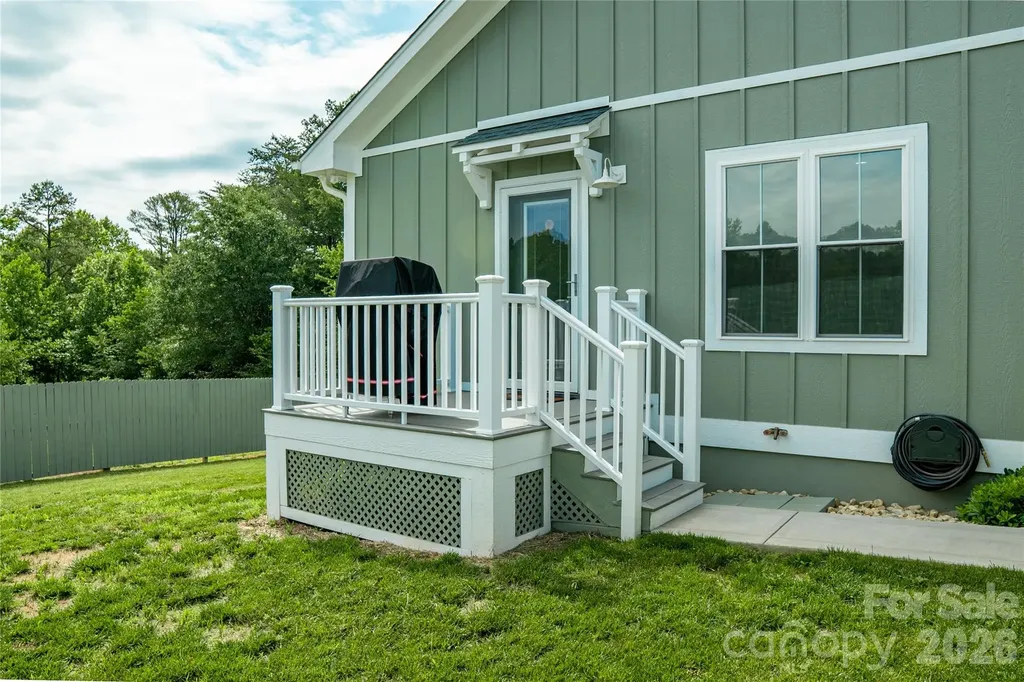 278 Right Prong Road Ellenboro NC 28040