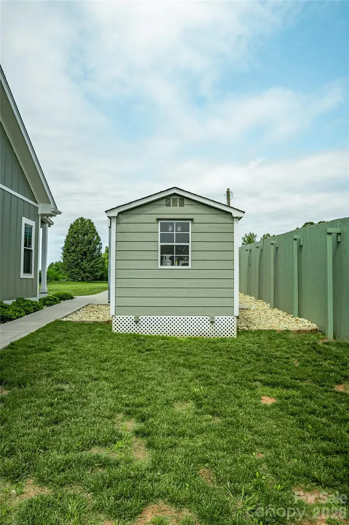 278 Right Prong Road Ellenboro NC 28040