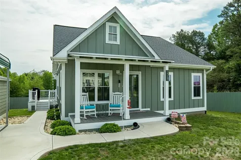 278 Right Prong Road Ellenboro NC 28040