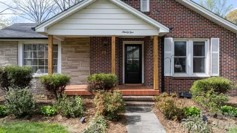 95 18th Avenue NW Hickory NC 28601