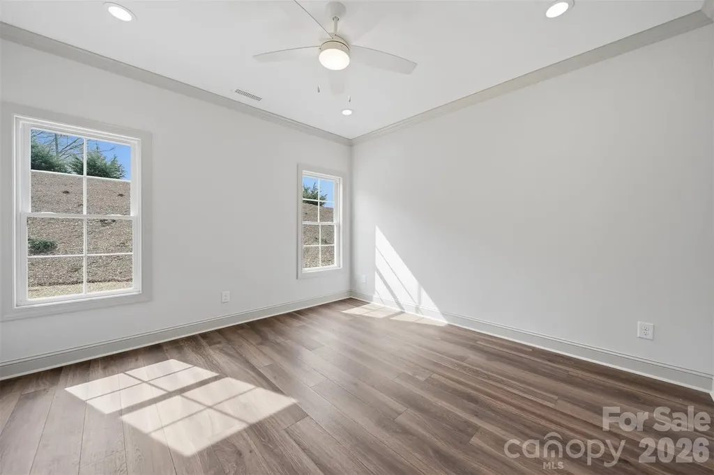 4957 Southview Drive Hickory NC 28602