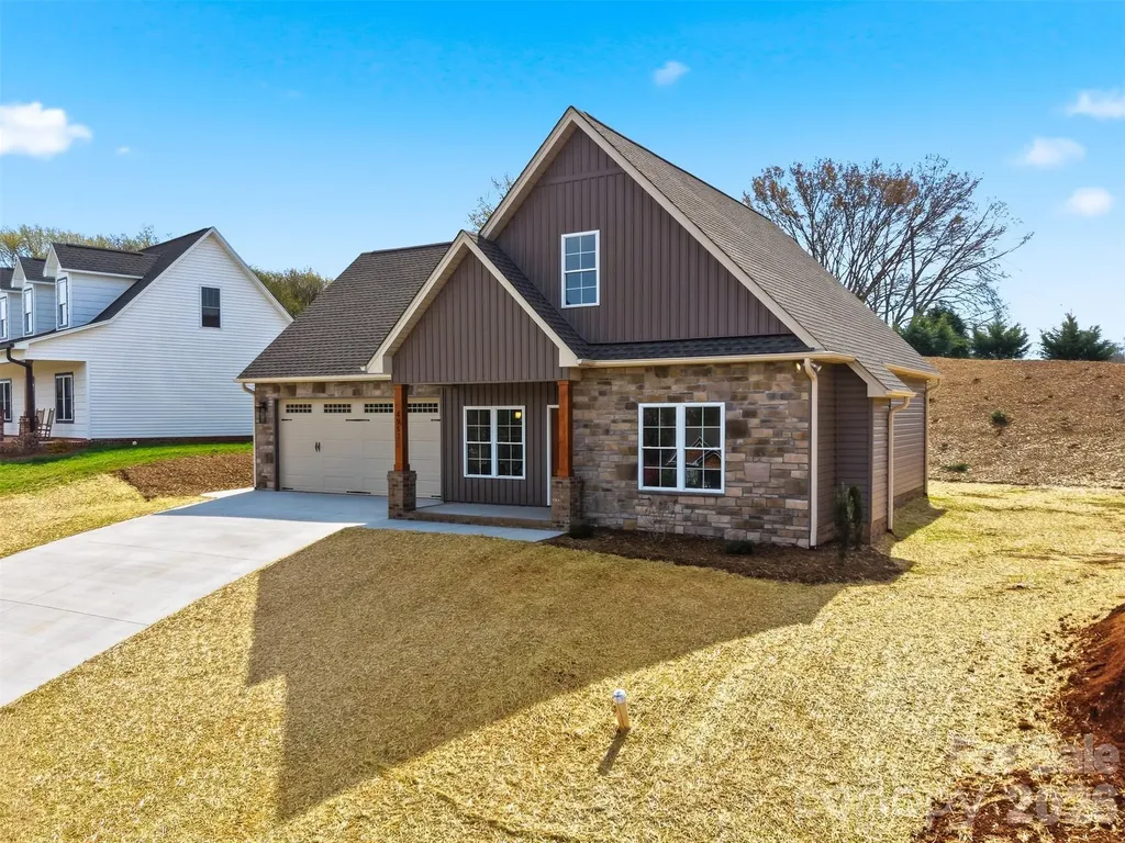 4957 Southview Drive Hickory NC 28602