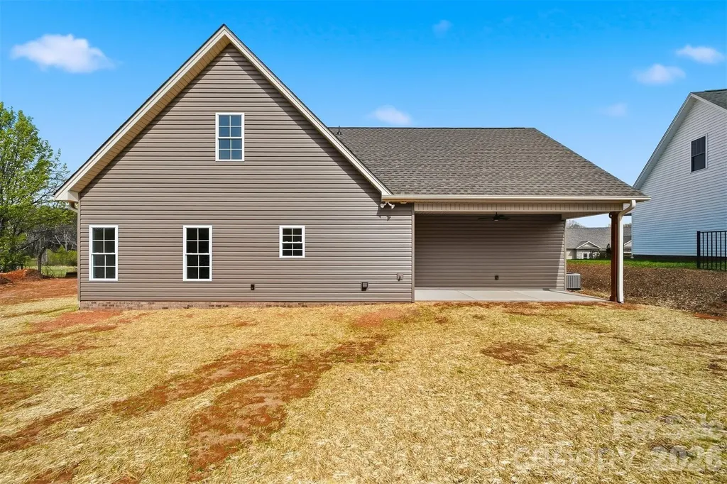 4957 Southview Drive Hickory NC 28602