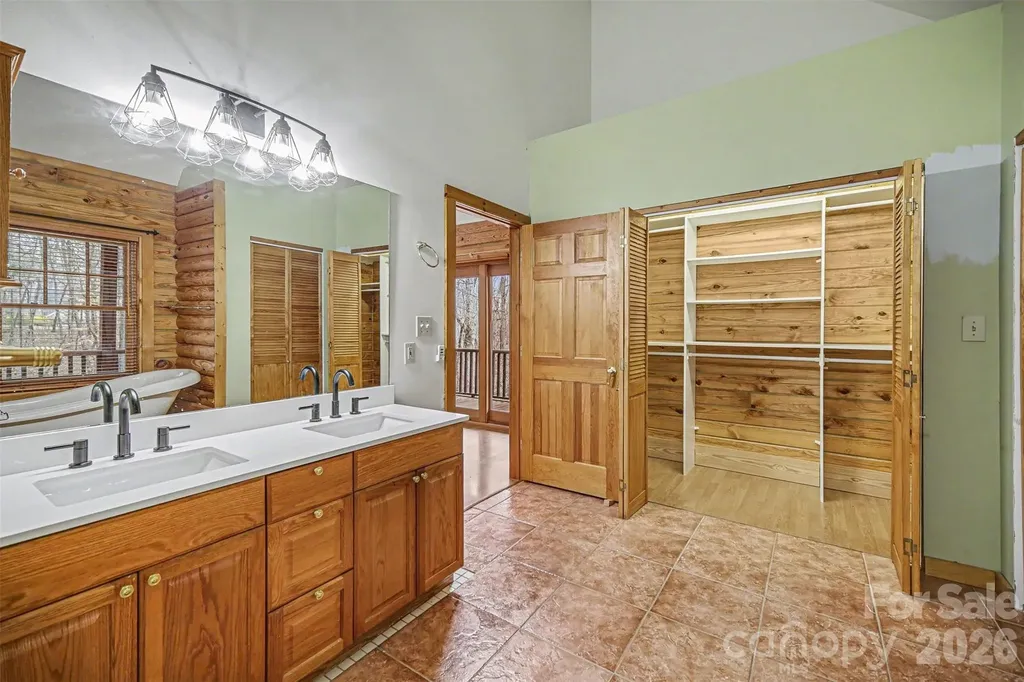 4910 Arden Gate Drive Iron Station NC 28080