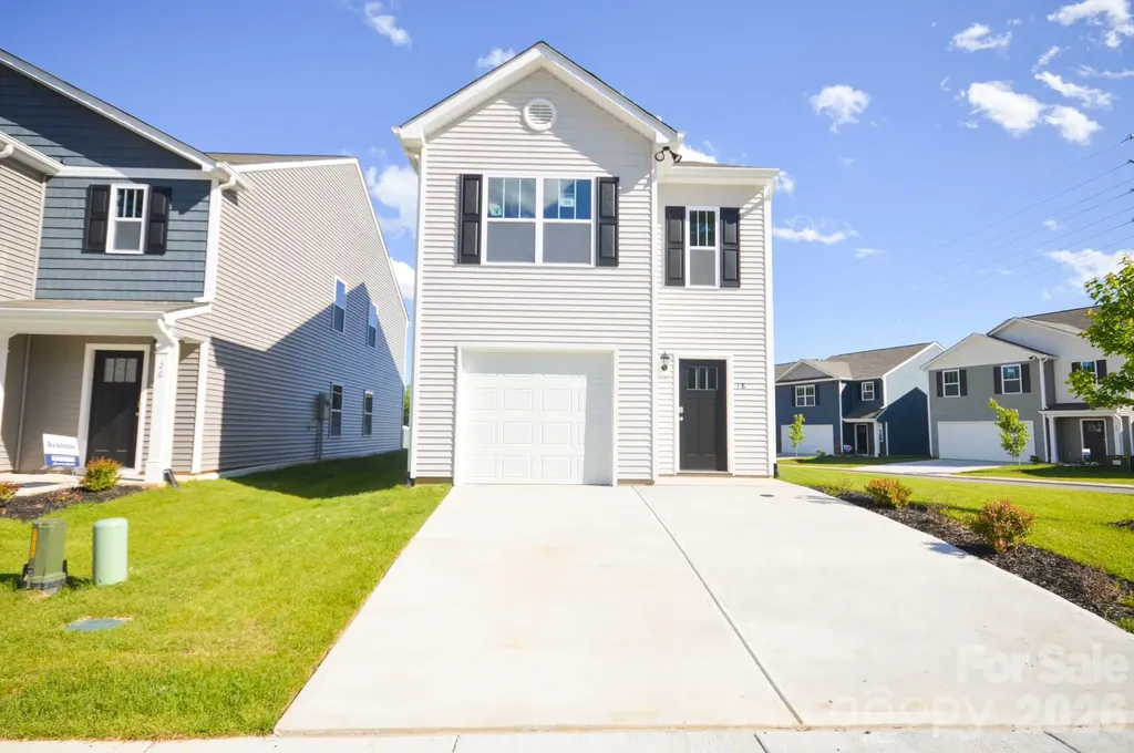 74 Caroline Valley Lane Hendersonville NC 28792
