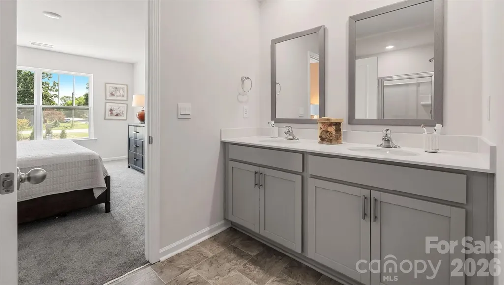 74 Caroline Valley Lane Hendersonville NC 28792