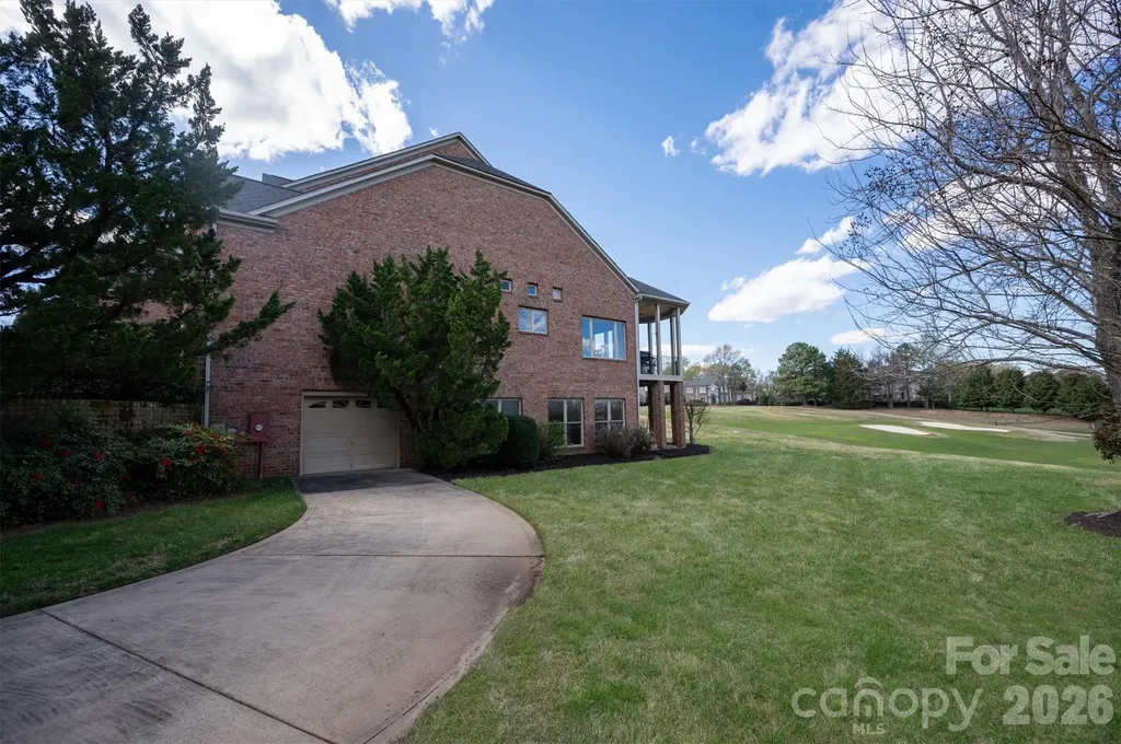 1048 Spyglass Lane Waxhaw NC 28173