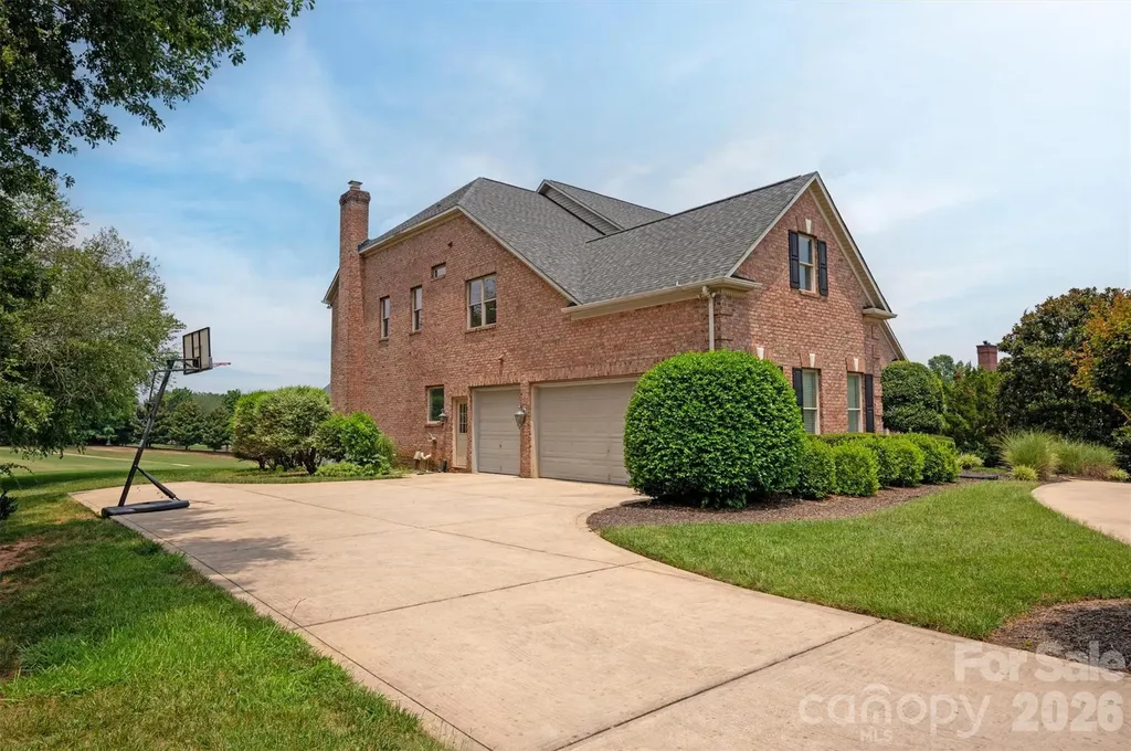 1048 Spyglass Lane Waxhaw NC 28173