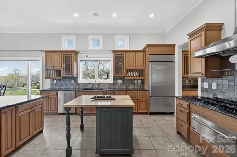 1048 Spyglass Lane Waxhaw NC 28173