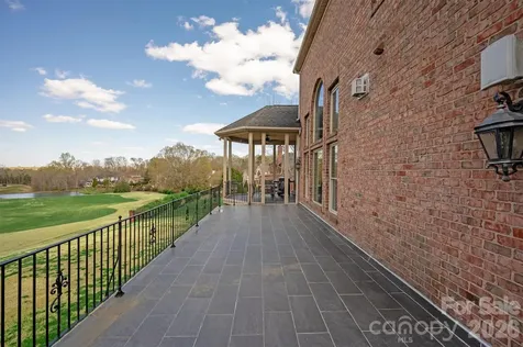 1048 Spyglass Lane Waxhaw NC 28173