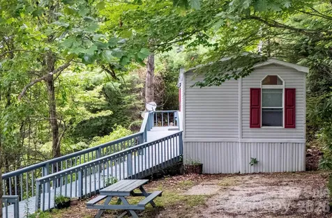 65 Blue Ridge Gem Mine Road Little Switzerland NC 28777