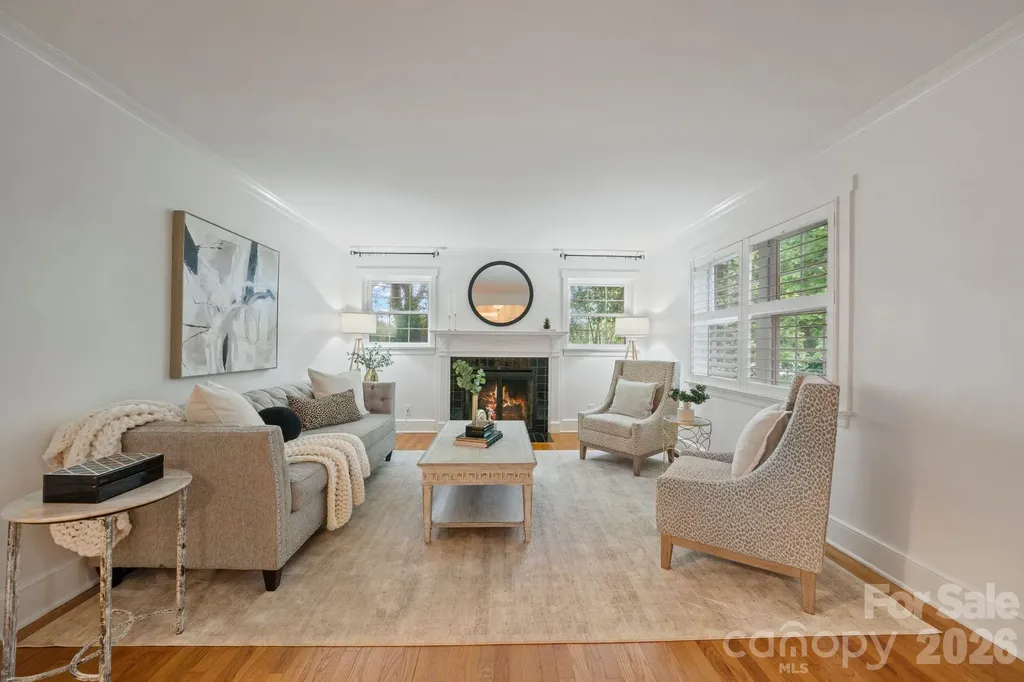 4218 Windemere Lane Charlotte NC 28211