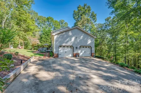 379 Moss Drive Rutherfordton NC 28139