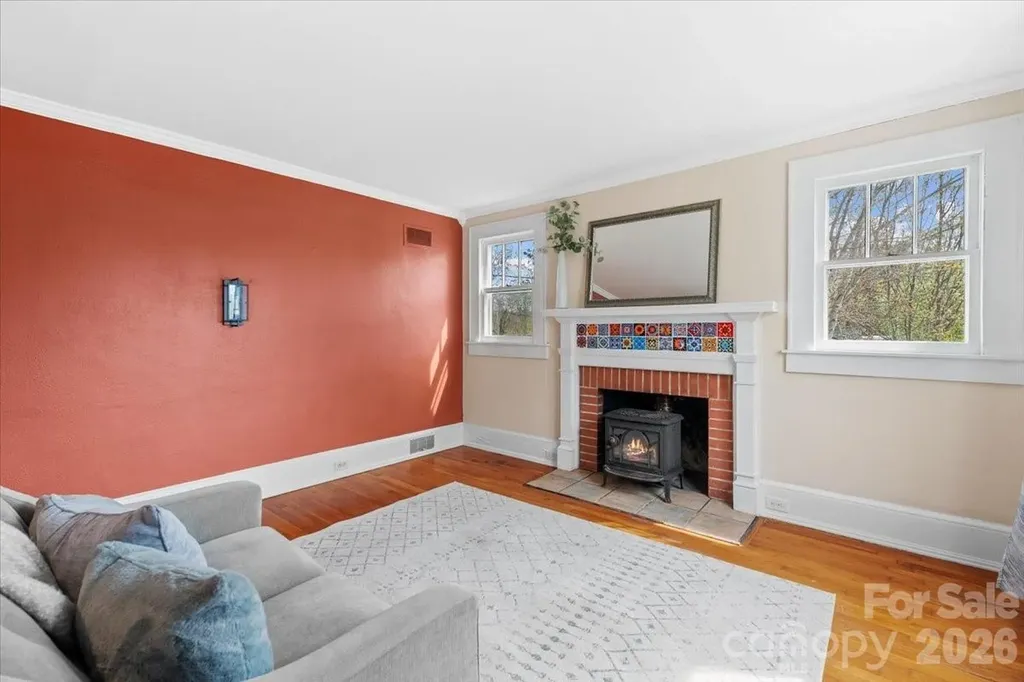 63 Washington Avenue Asheville NC 28804