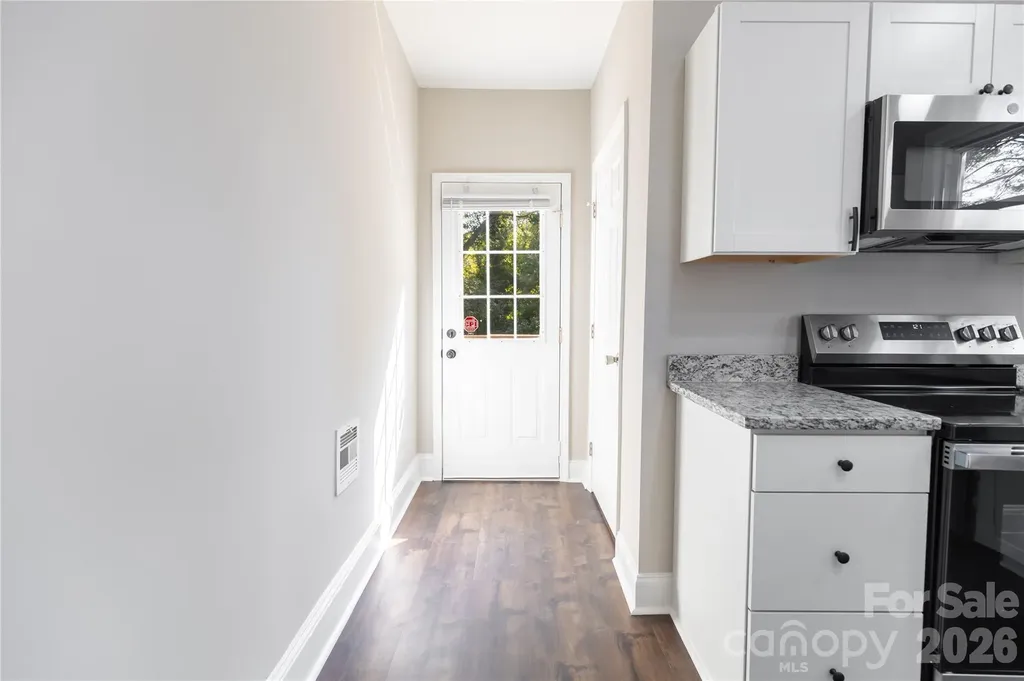 2325 N Glenn Avenue Winston Salem NC 27105