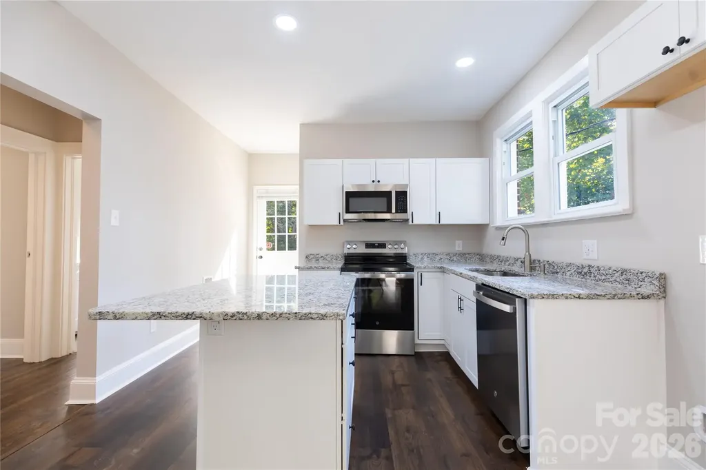2325 N Glenn Avenue Winston Salem NC 27105