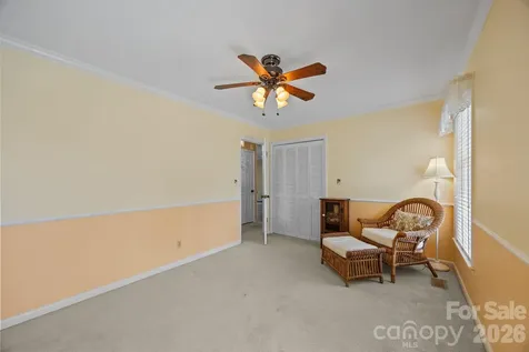 3124 Primrose Drive Hendersonville NC 28792