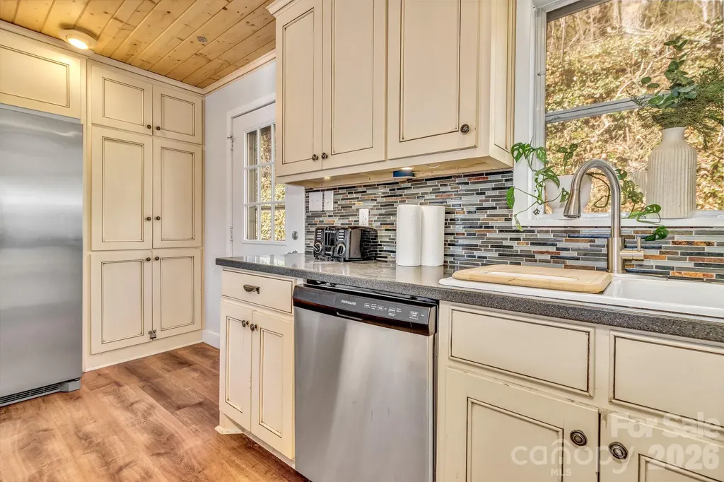 80 Hidden Falls Road Maggie Valley NC 28751