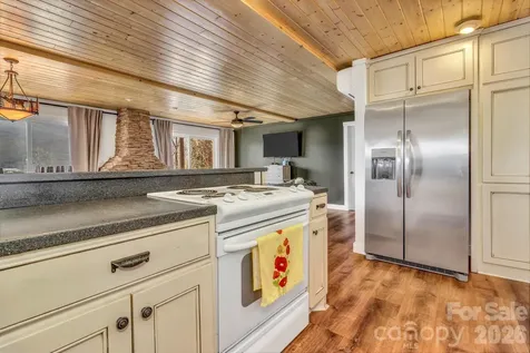 80 Hidden Falls Road Maggie Valley NC 28751