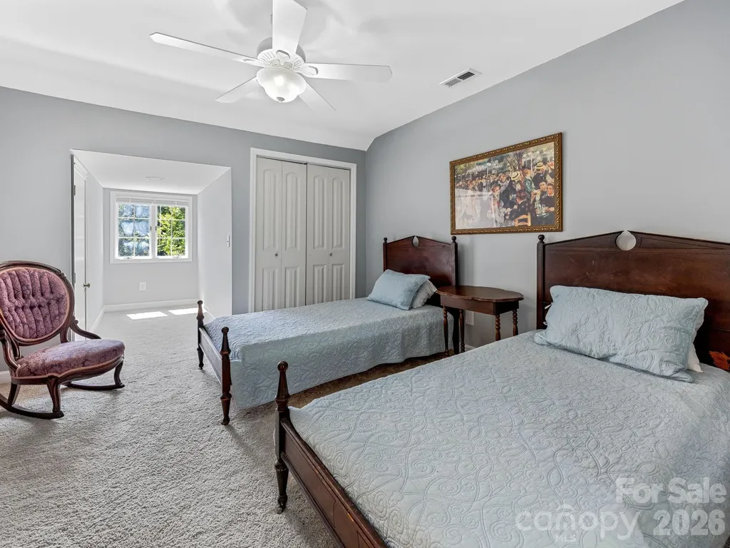 163 Northern Lights Lane Hendersonville NC 28739