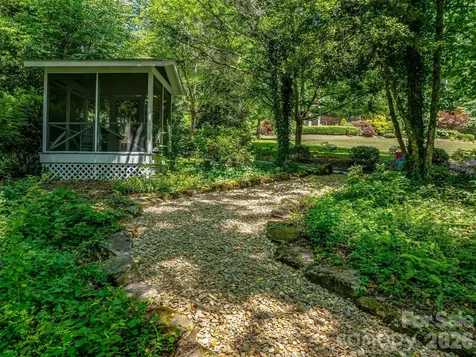 163 Northern Lights Lane Hendersonville NC 28739