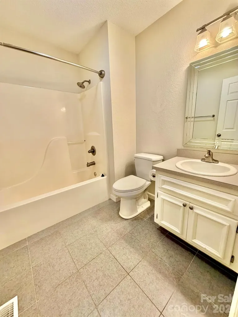 15 Luther Stafford Avenue Taylorsville NC 28681