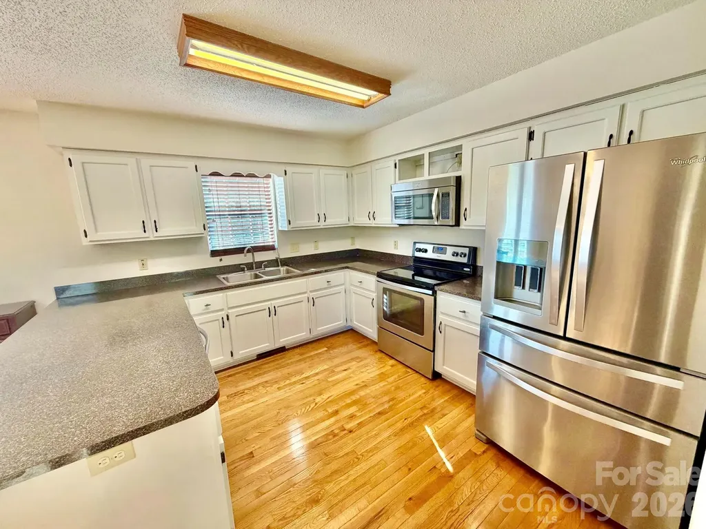 15 Luther Stafford Avenue Taylorsville NC 28681