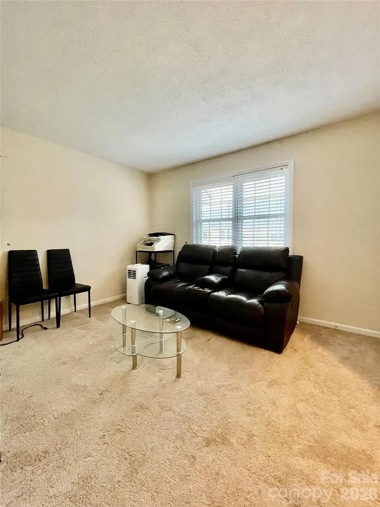 1300 Larchmont Place Salisbury NC 28144