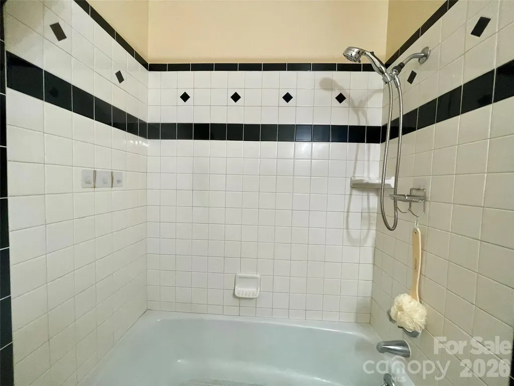1300 Larchmont Place Salisbury NC 28144
