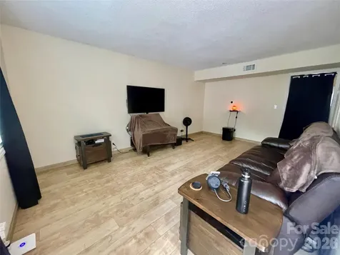1300 Larchmont Place Salisbury NC 28144
