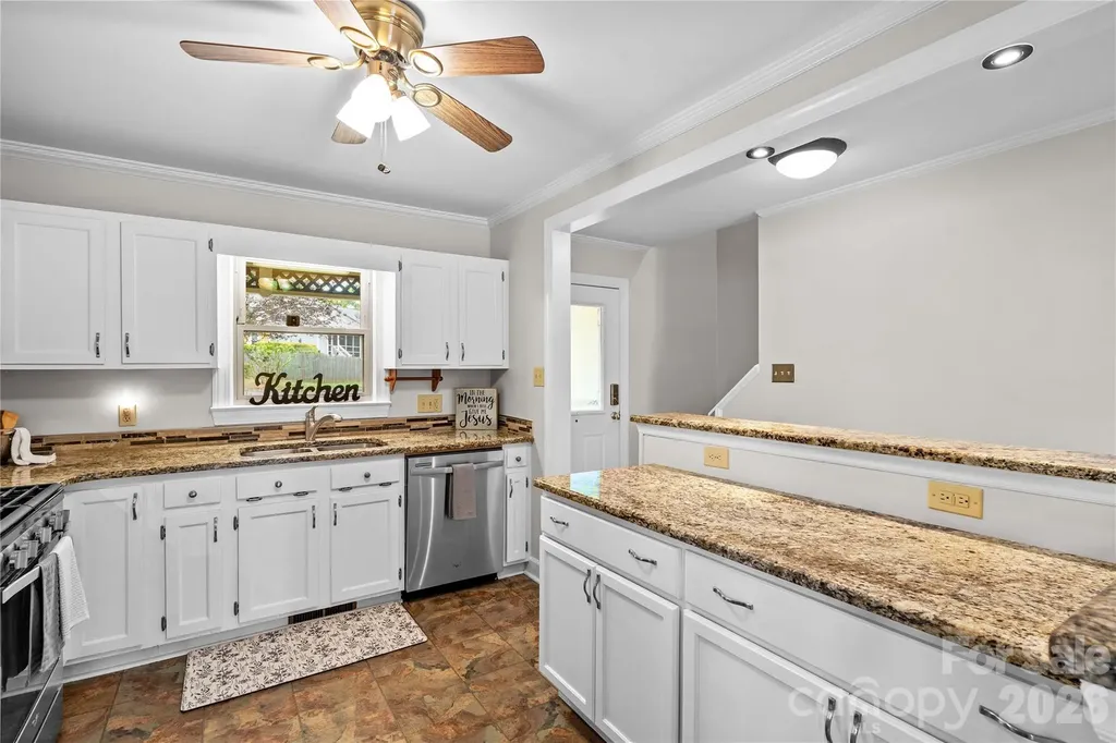 413 Windsor Lane Statesville NC 28677