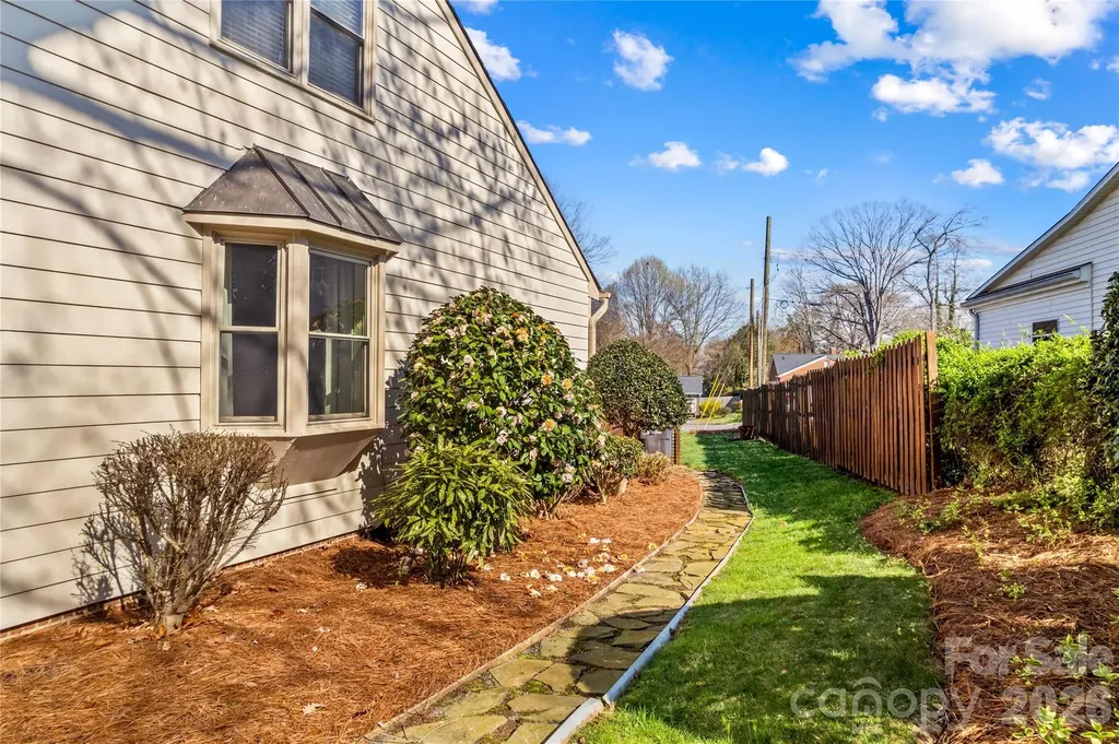 413 Windsor Lane Statesville NC 28677