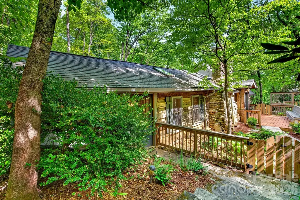 102 Frist Road Montreat NC 28757
