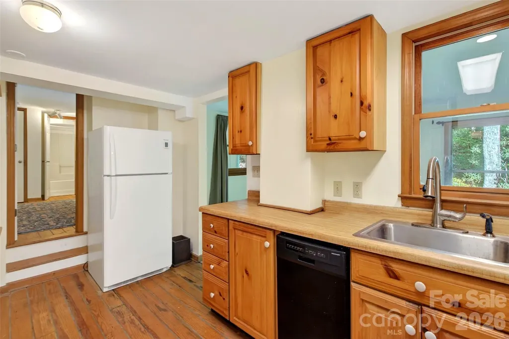 102 Frist Road Montreat NC 28757