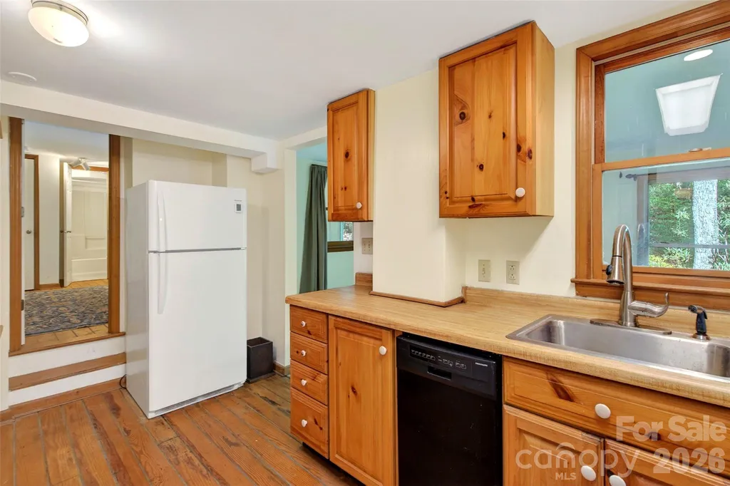 102 Frist Road Montreat NC 28757