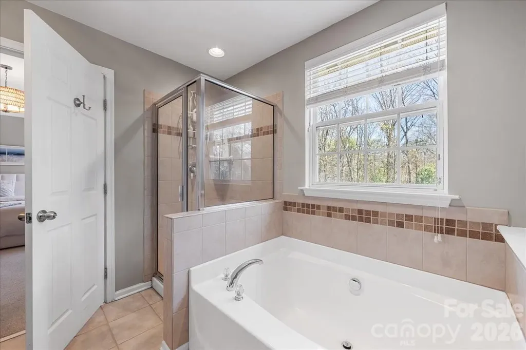 2301 Whitford Lane Charlotte NC 28210