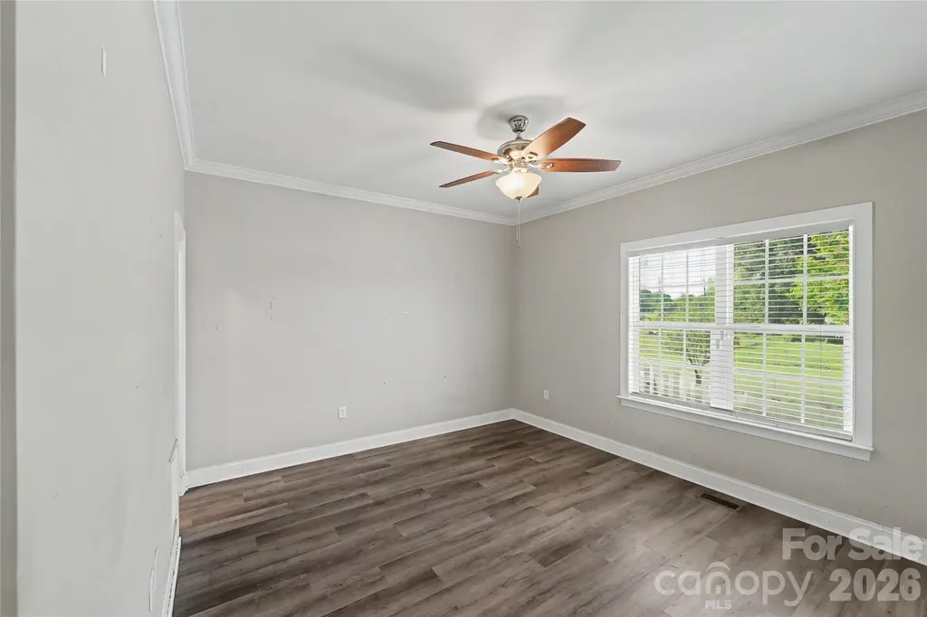 417 E Virginia Avenue Bessemer City NC 28016