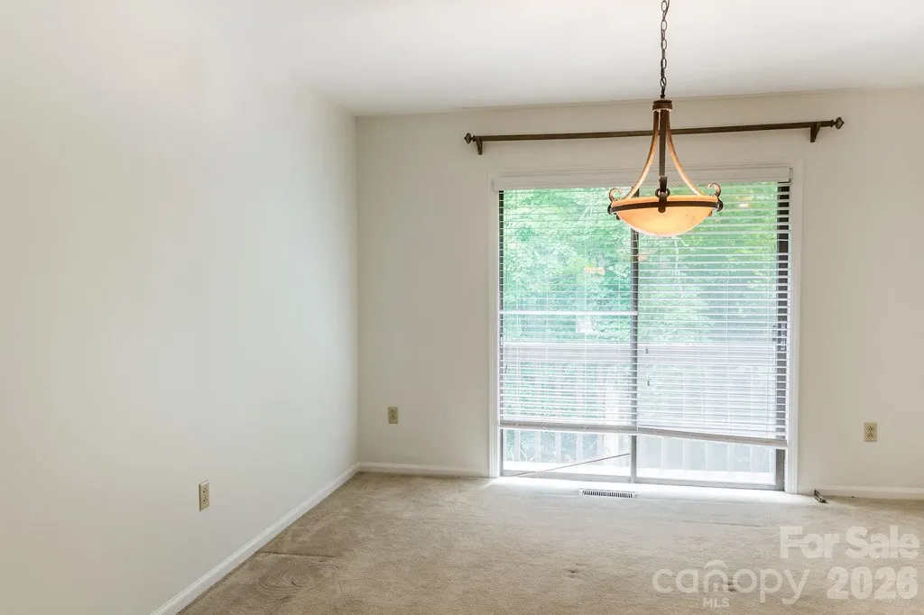 17 Knoll Drive Columbus NC 28722