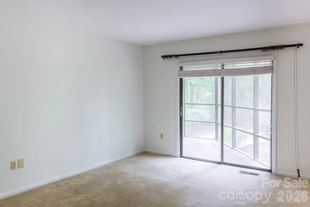 17 Knoll Drive Columbus NC 28722