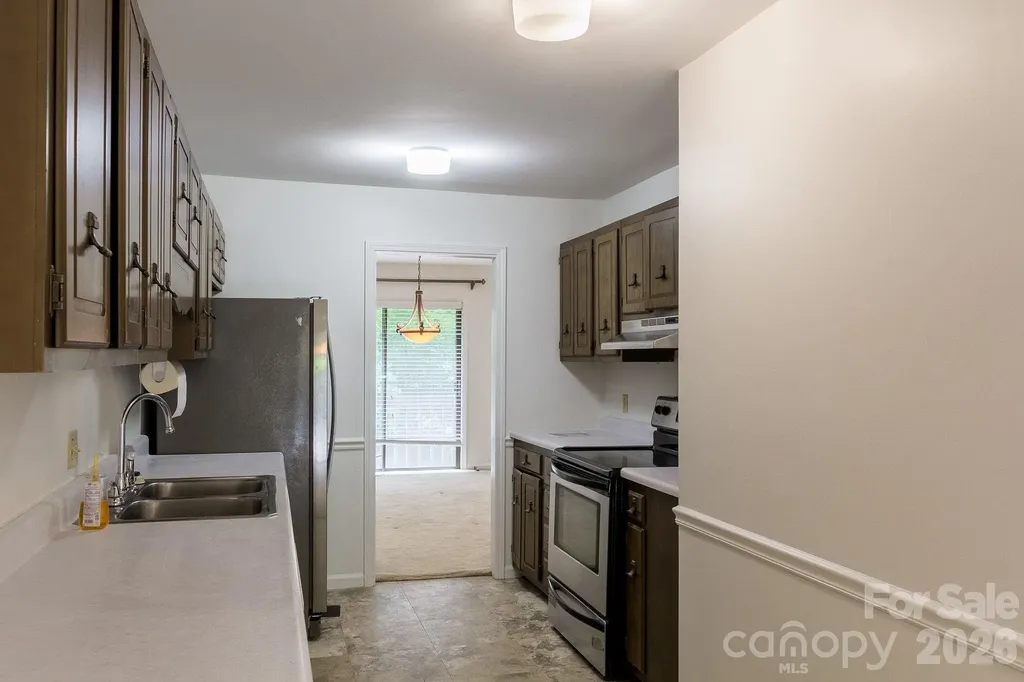 17 Knoll Drive Columbus NC 28722